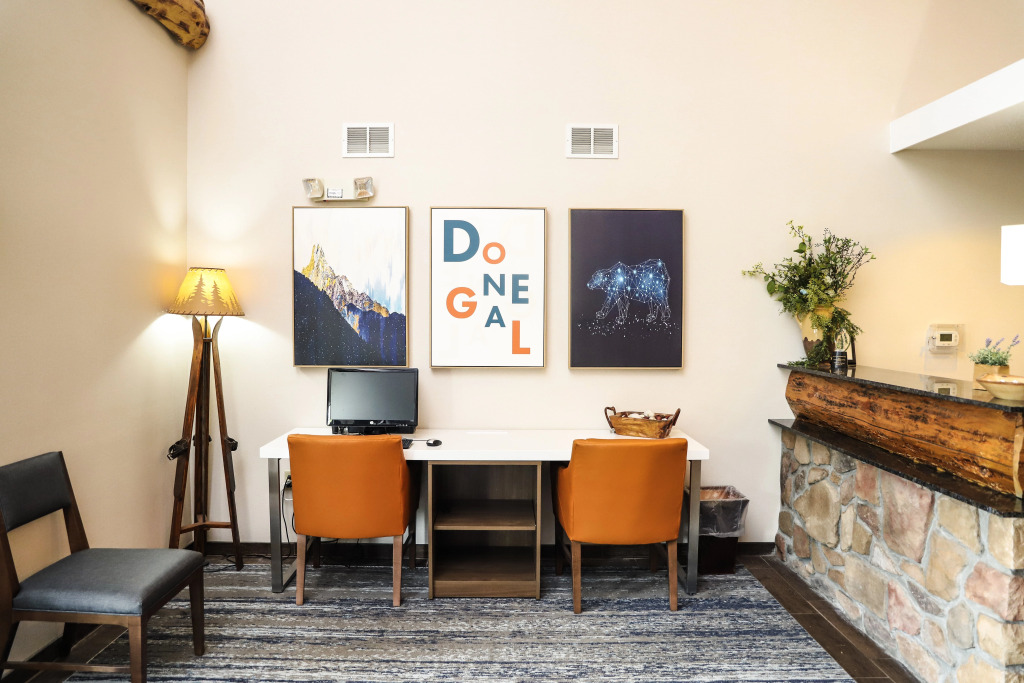 Holiday Inn Express & Suites Donegal by IHG