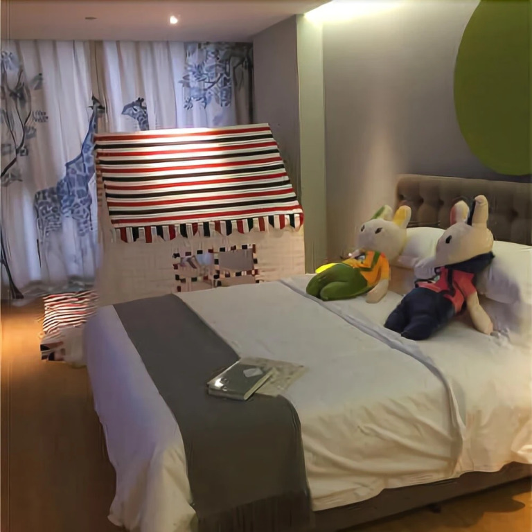 Aimu International Hotel (Zhengzhou East Railway Station Exhibition Center)