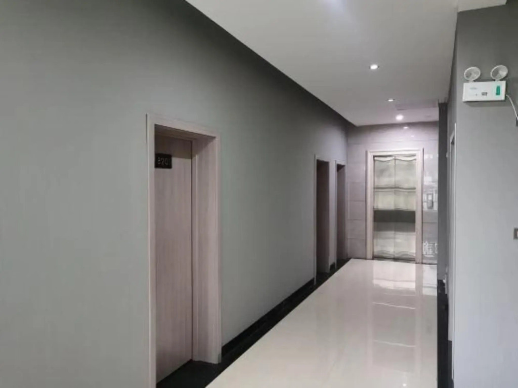 Wanhao Fashion Hotel