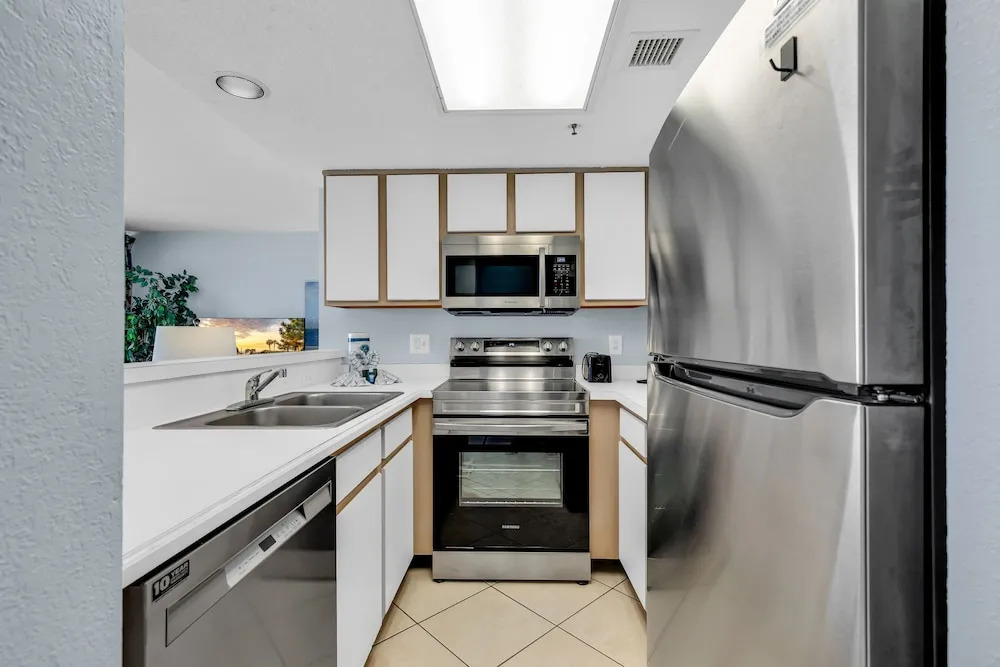Hosteeva | 2-BR Oceanfront Views w Pool | Atlantica Towers Condo