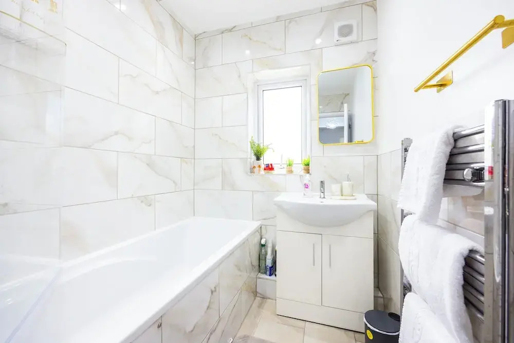 Modern 3 Bedroom House in  Stratford