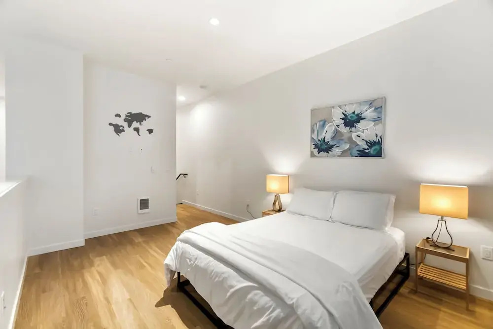 Urban Loft in Redmond Core