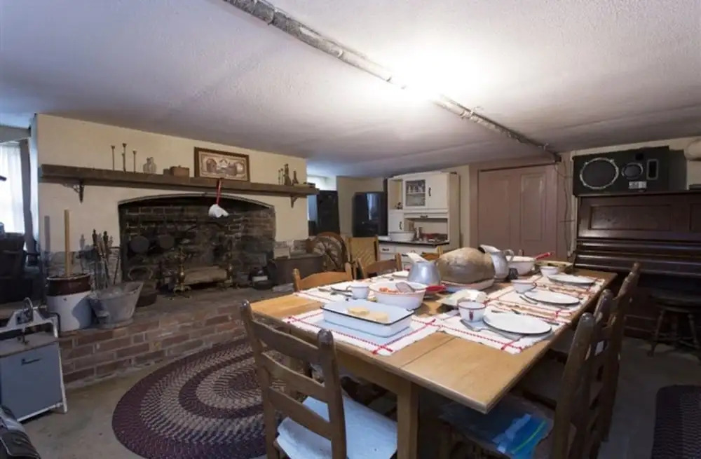 Ammen Home Bed, Breakfast and Retreat