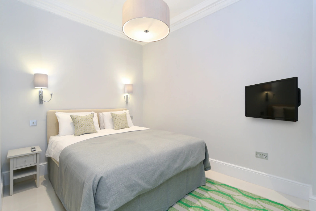 Queensgate Court Apartments