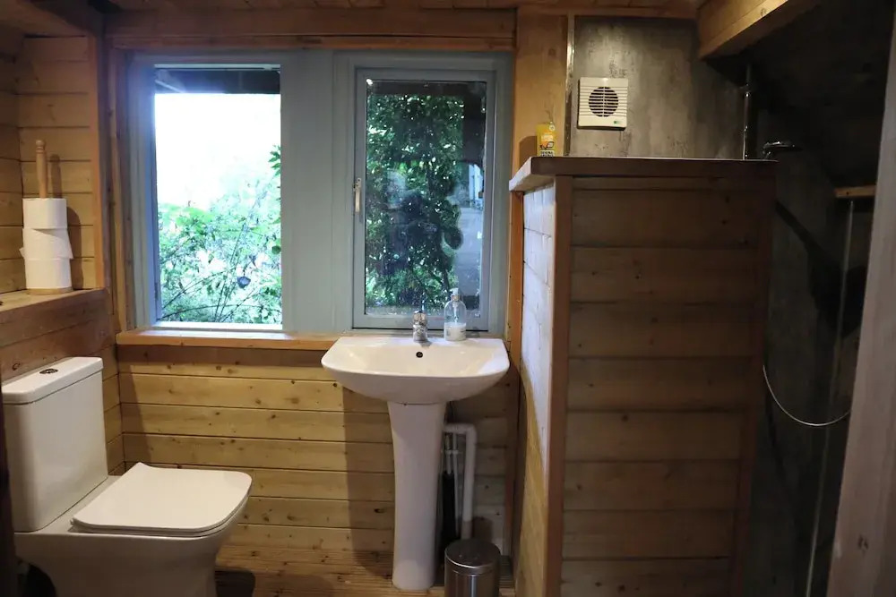 Hapus Hideaway Retreat Site, Sleeps 29