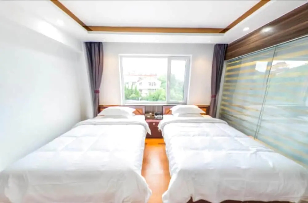 Weihai Gaoshang Movie Art Hotel