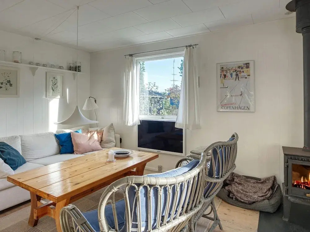 4 Person Holiday Home in Vaeggerlose