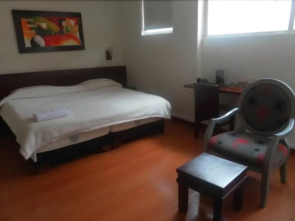 Hotel Galería Real