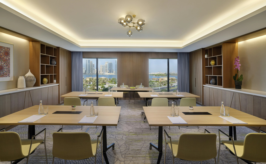 DoubleTree by Hilton Sharjah Waterfront Hotel And Residences