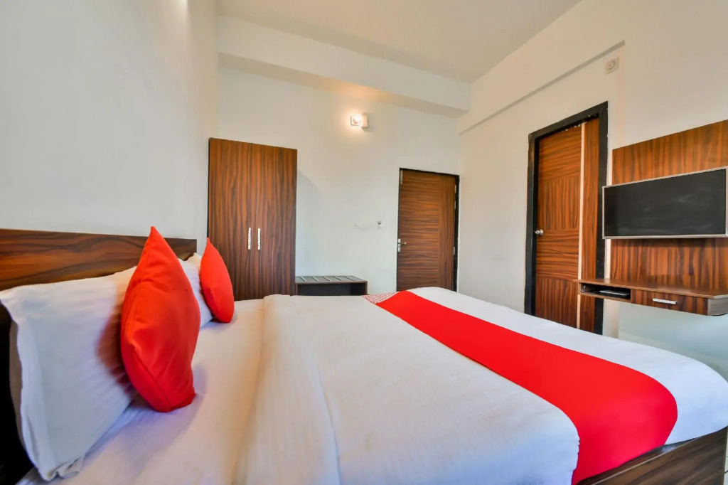 Oyo 71845 Keshar Residency
