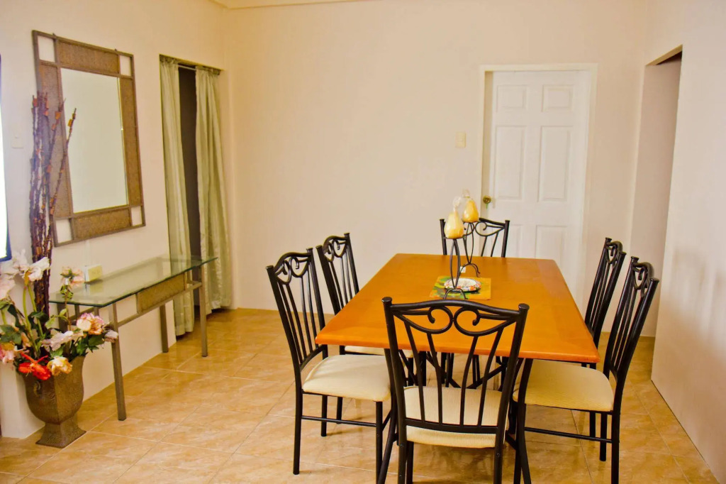 Port of Spain Breezy Guest Apartment