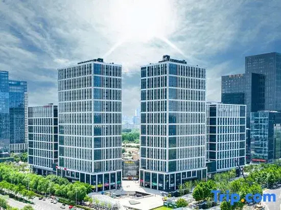 Zhengzhou Maitian Yiguo Hotel (Boya Plaza)