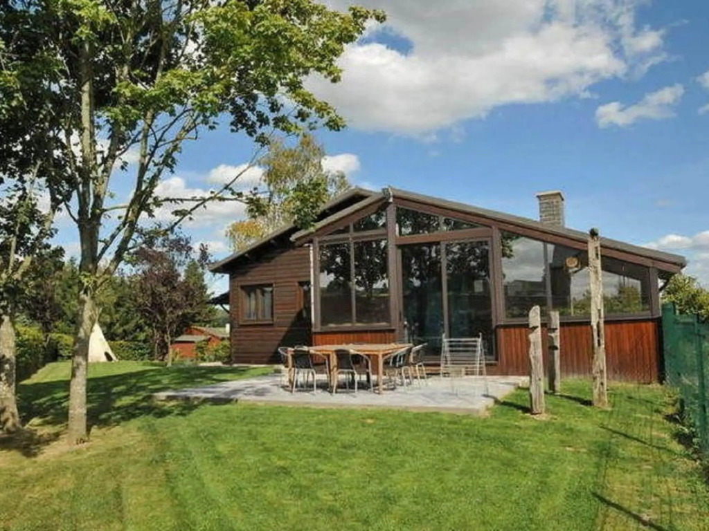 Chalet in Durbuy With Jacuzzi & Garden