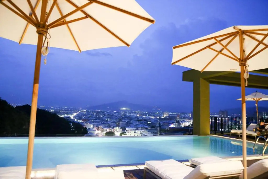 The Gaya Hotel