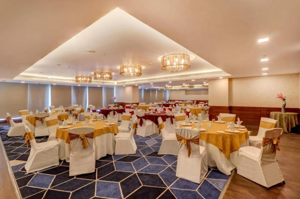 Sunday Hotel Jaipur by CheckIn