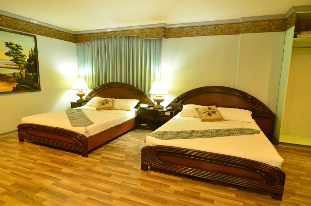 Holiday Plaza Hotel - Cebu
