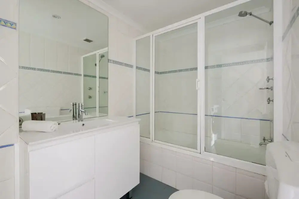 Stylish 1-bed Apartment Near Manly Beach