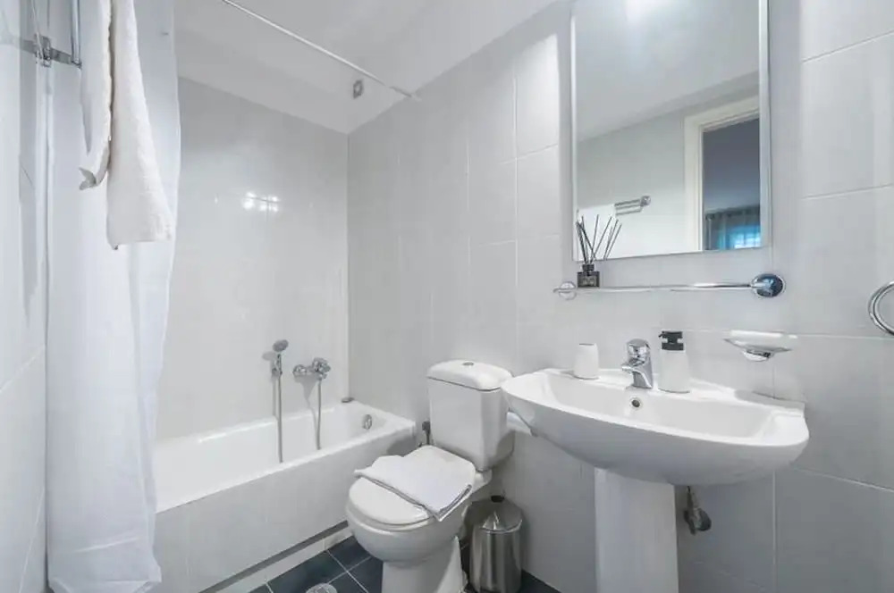 Adelos III Bloom Villa 5BR 360m - Sauna - Rooftop