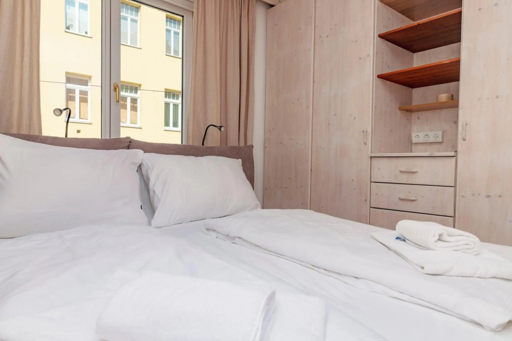 Beautiful 2-bedroom apartment near Schönbrunn