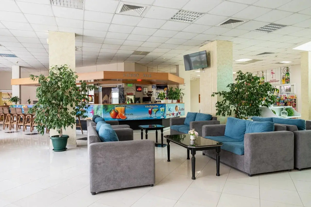 Flamingo Beach Hotel