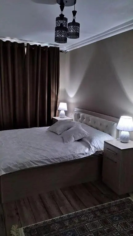 Apartment near Farkhadskiy bazar
