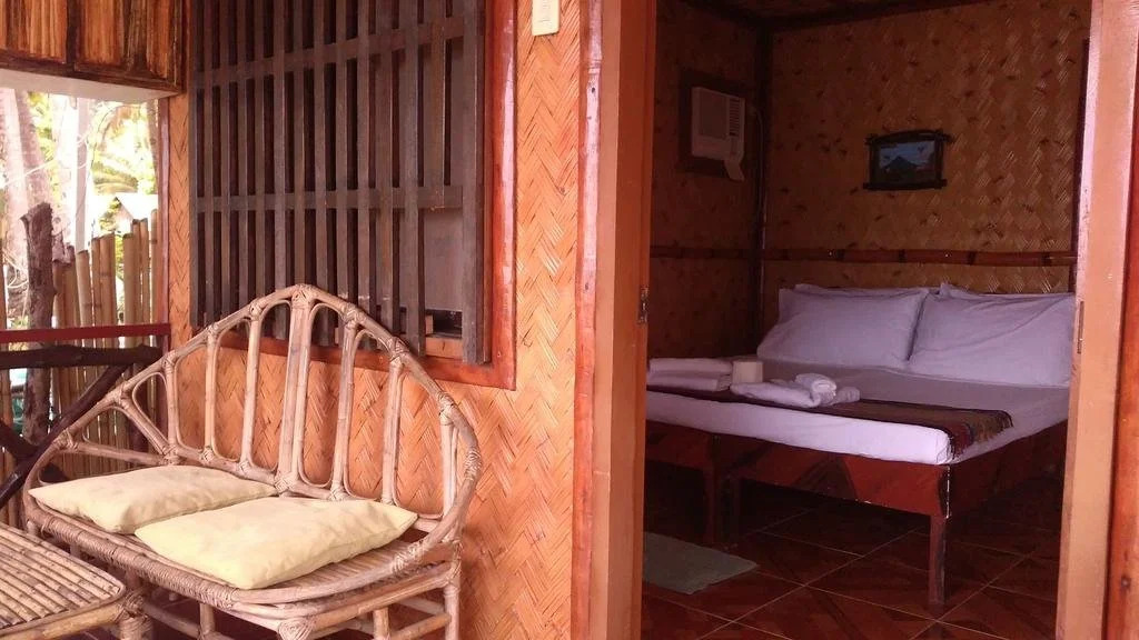 Talindak Beach Cottages