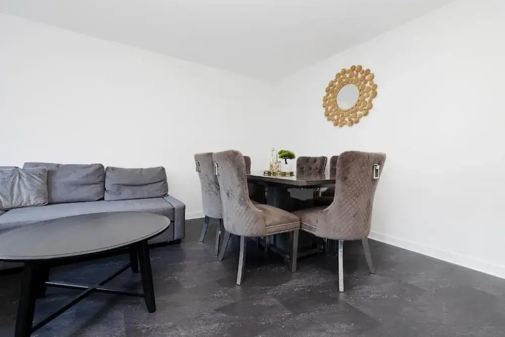 Stylish 3BR Home with Garden & Free Parking - Near O2 Academy & City Centre