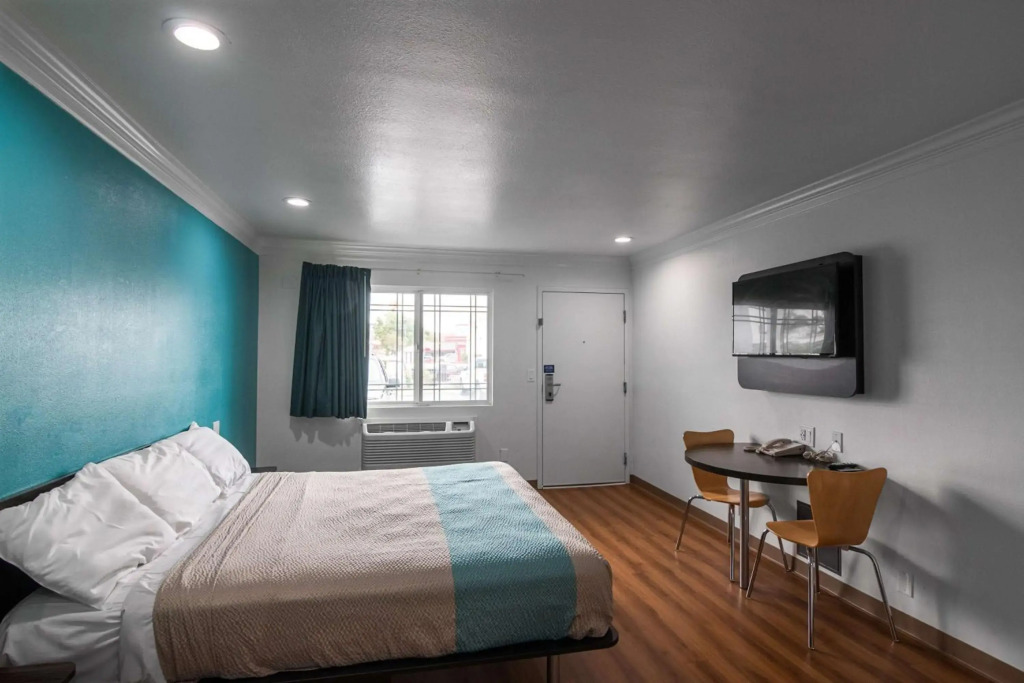 Motel 6-Norwalk, CA