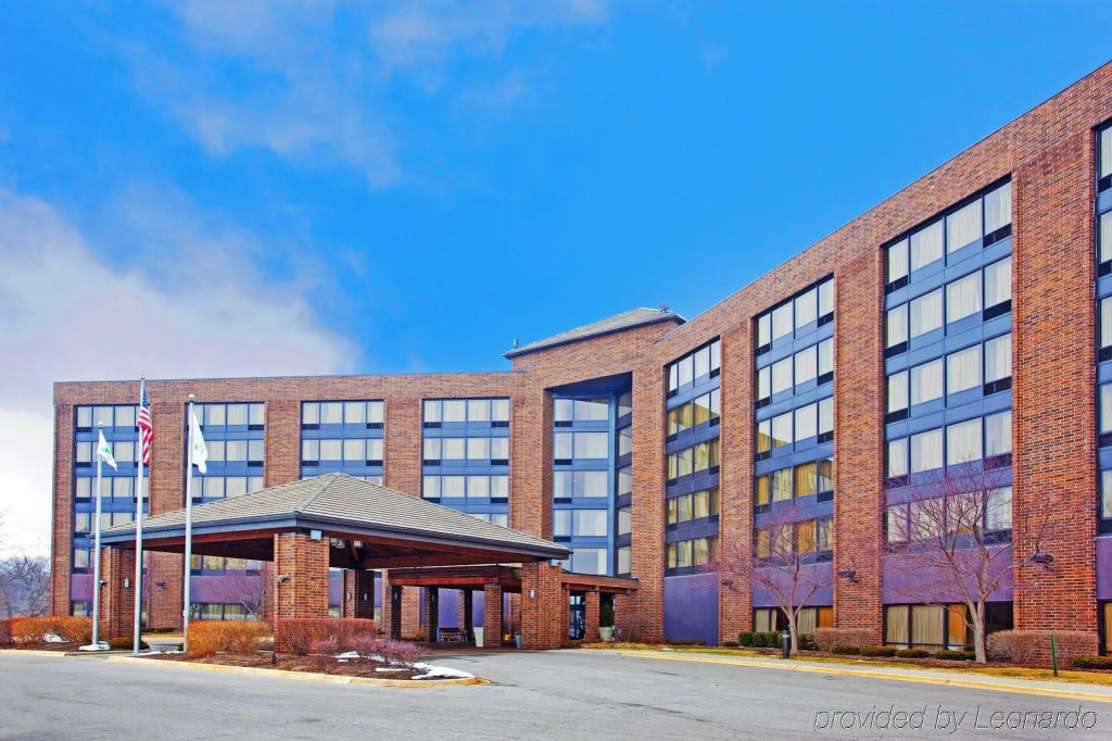 Holiday Inn Chicago Nw Crystal Lk Conv Ctr by IHG