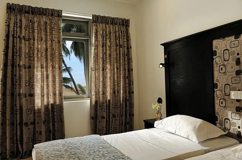 Dons Beach Hotel