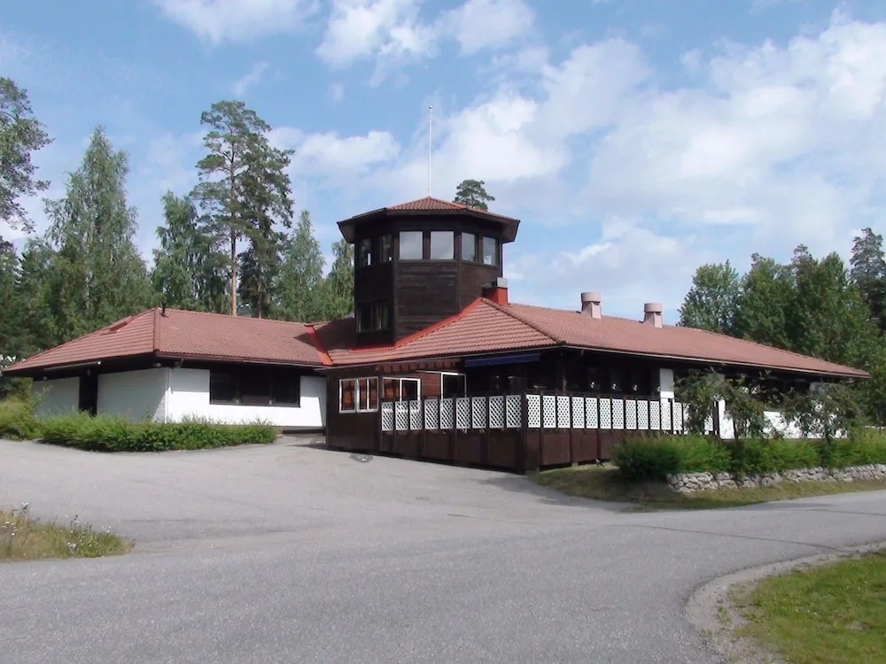 Place to Sleep Hotel Hollola