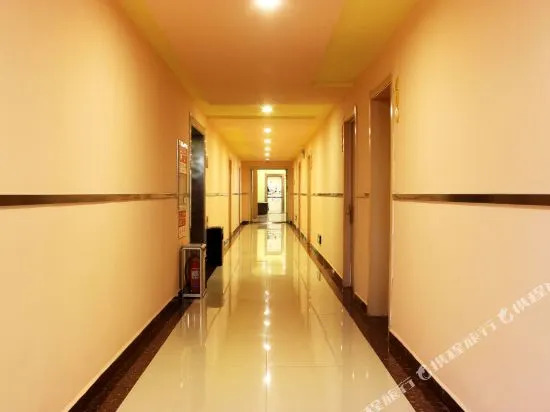 Elong Me Hotel Weihai Department Store Weigao Plaza