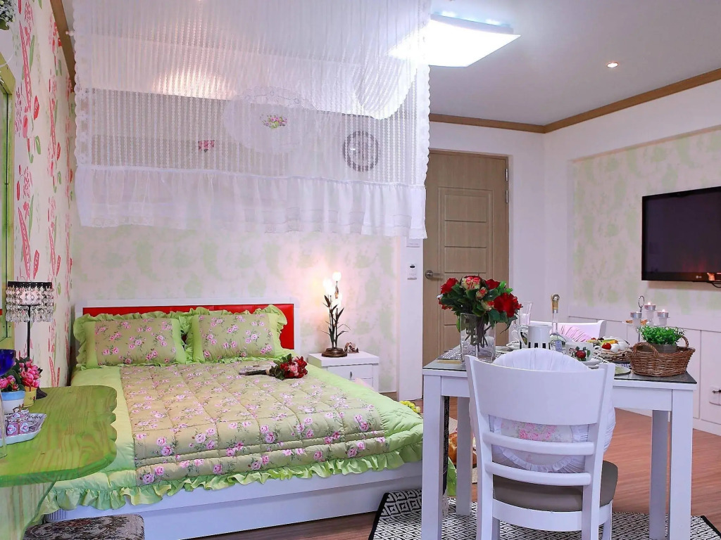 Gyeongju Bellus Rose Pension