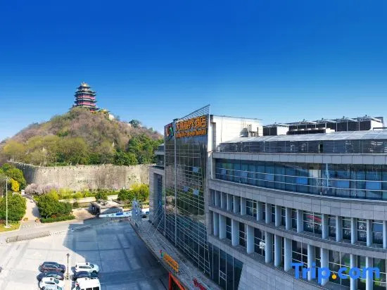Infinite View Hotel