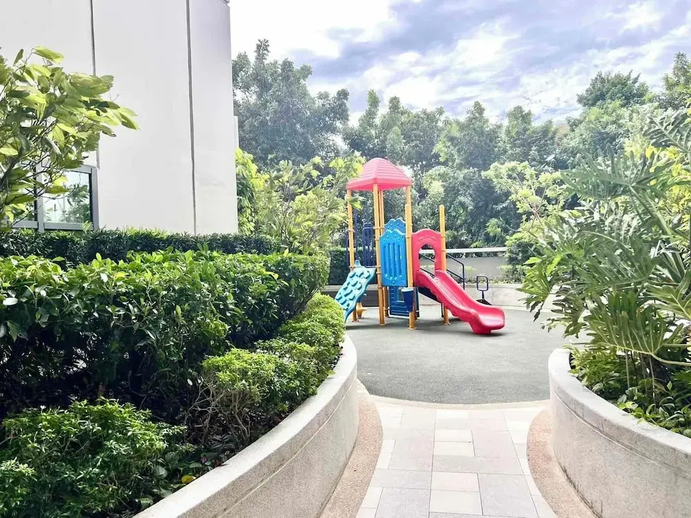 BGC Mckinley City Center Apartments - Global City