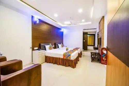 FabHotel Abhinand Grand
