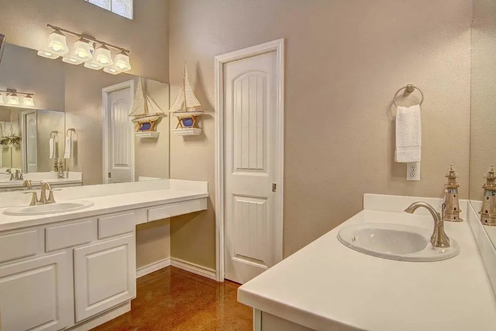 Happy Harbor - 3 Br Condo
