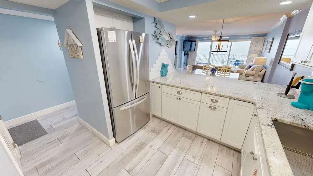 Beach House 401b 2 Bedroom Condo