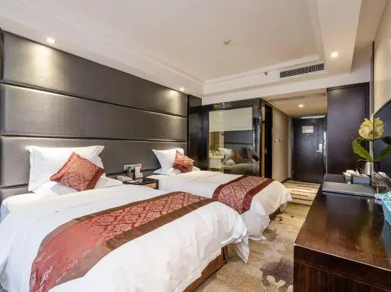 Qixin Hotel (Nine Eyes Bridge)