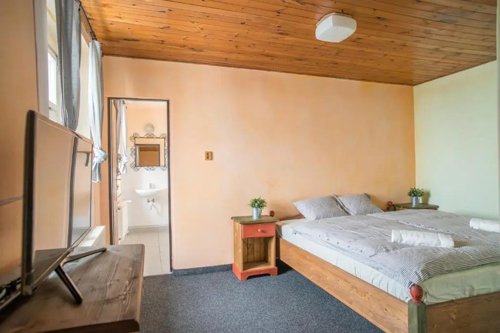 Hotel Plesivec