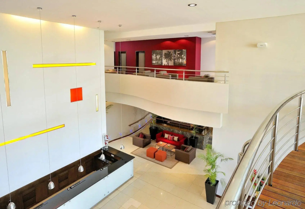 Hennessy Park Hotel