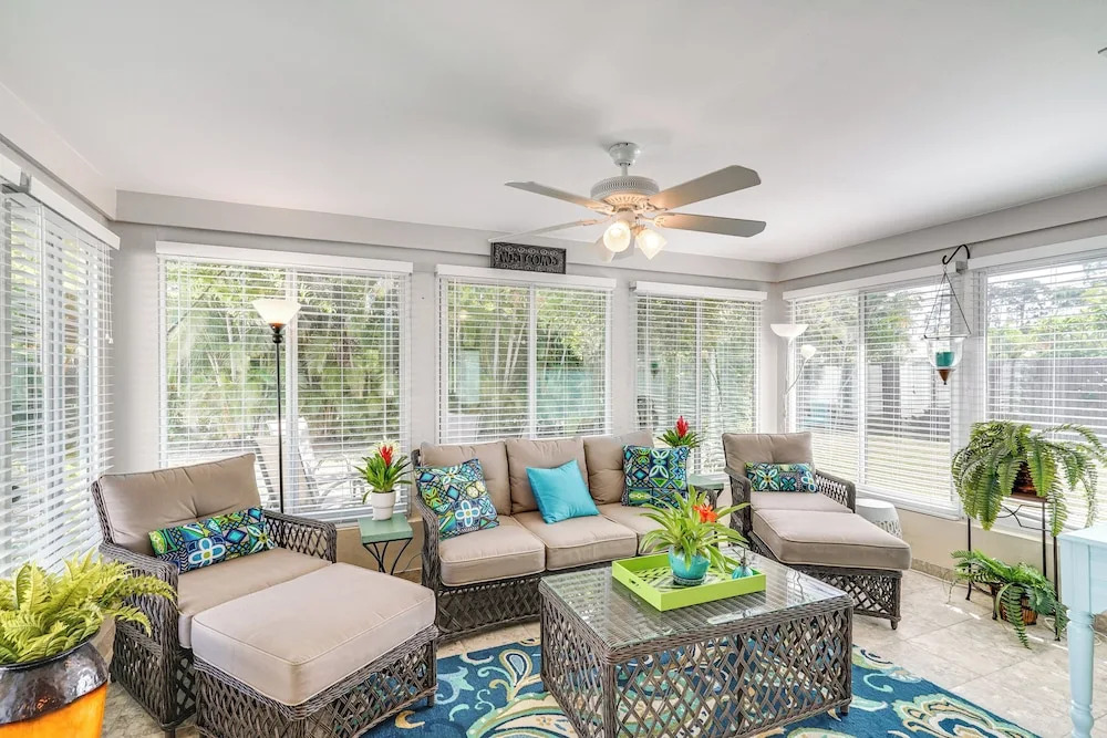 Fort Myers Bungalow - 12 Miles to the Beach!