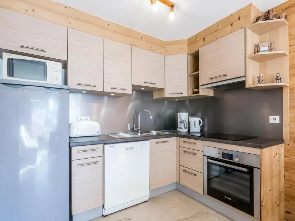 Appartement La Clusaz, 2 pièces, 4 personnes - FR-1-304-14