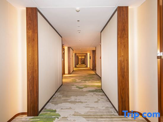 Huajin International Hotel