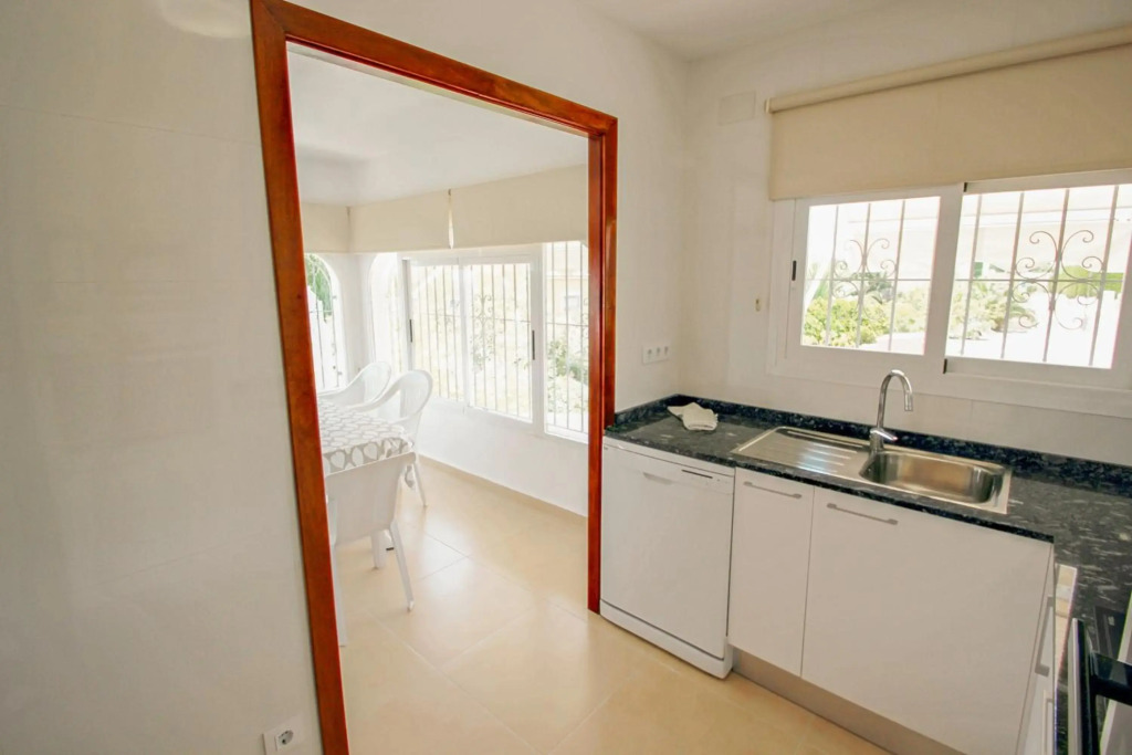 Tere - holiday home with private swimming pool in Calpe