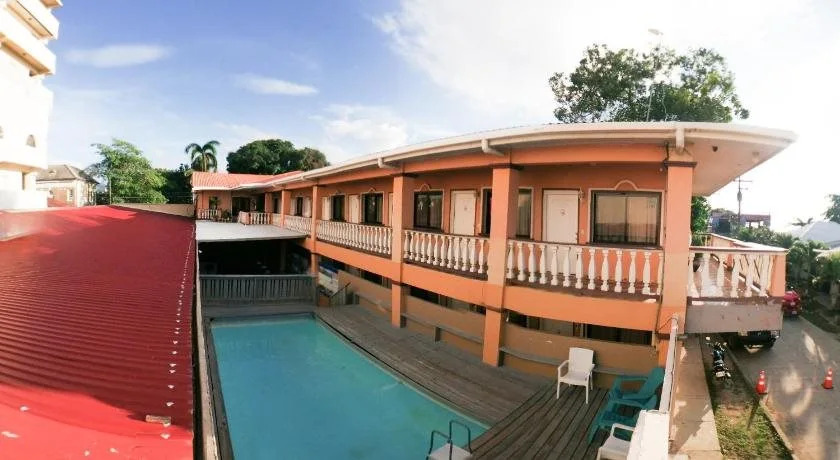 Uw Oasis Hotel