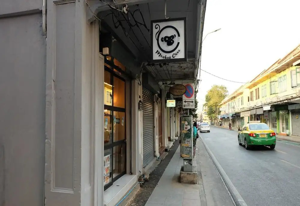 Monkey Cave - Hostel