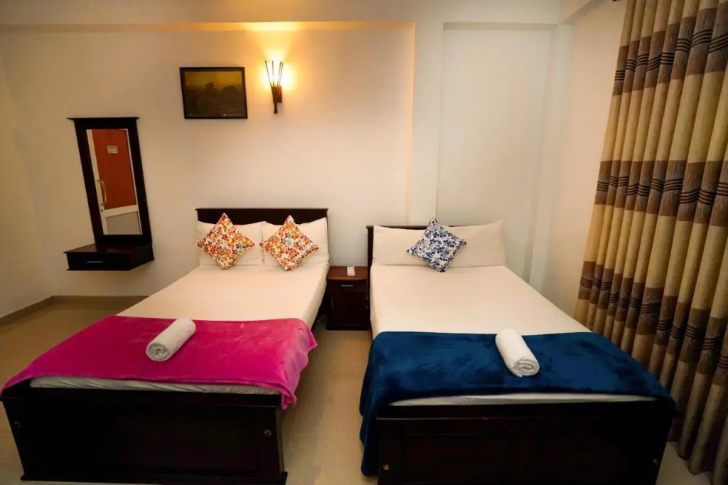 Airport 4 Season Transit Hotel