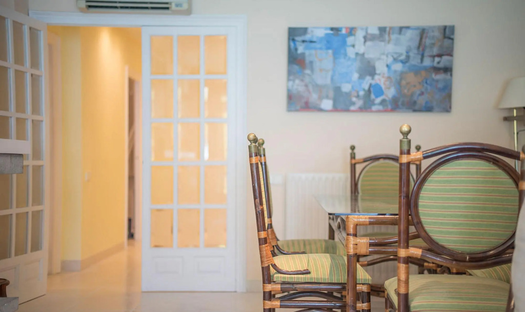 TH92-Apartament-Castell