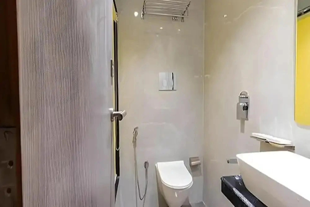Fabhotel Aarti Residency